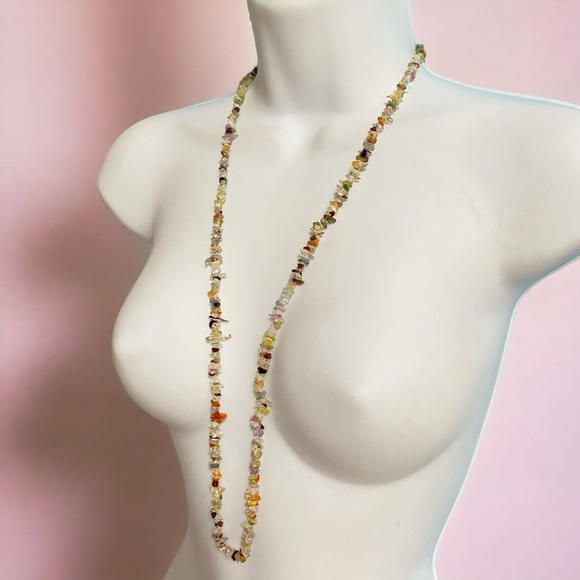 Natural Small Chips Boho Over-The-Head Style Necklace - Picture 7 of 7